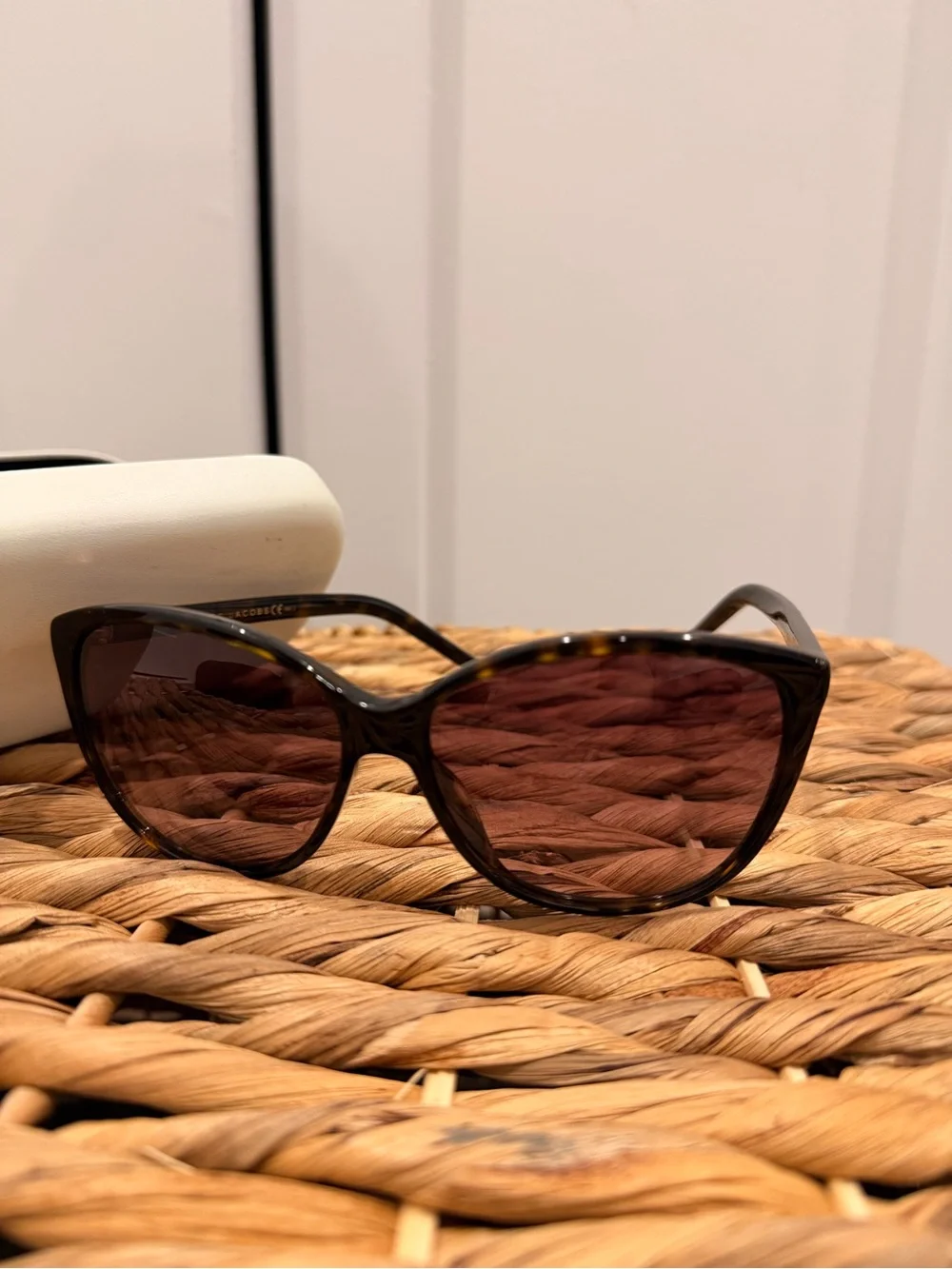 Marc Jacobs Tortoiseshell Cat-Eye Sunglasses with Brown Lenses